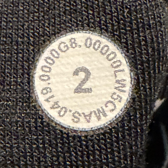 NWOT Lululemon Wunder Under HR 25" *Luxtreme Parallel Stripe Blk/White Size: 2 - Picture 5 of 5